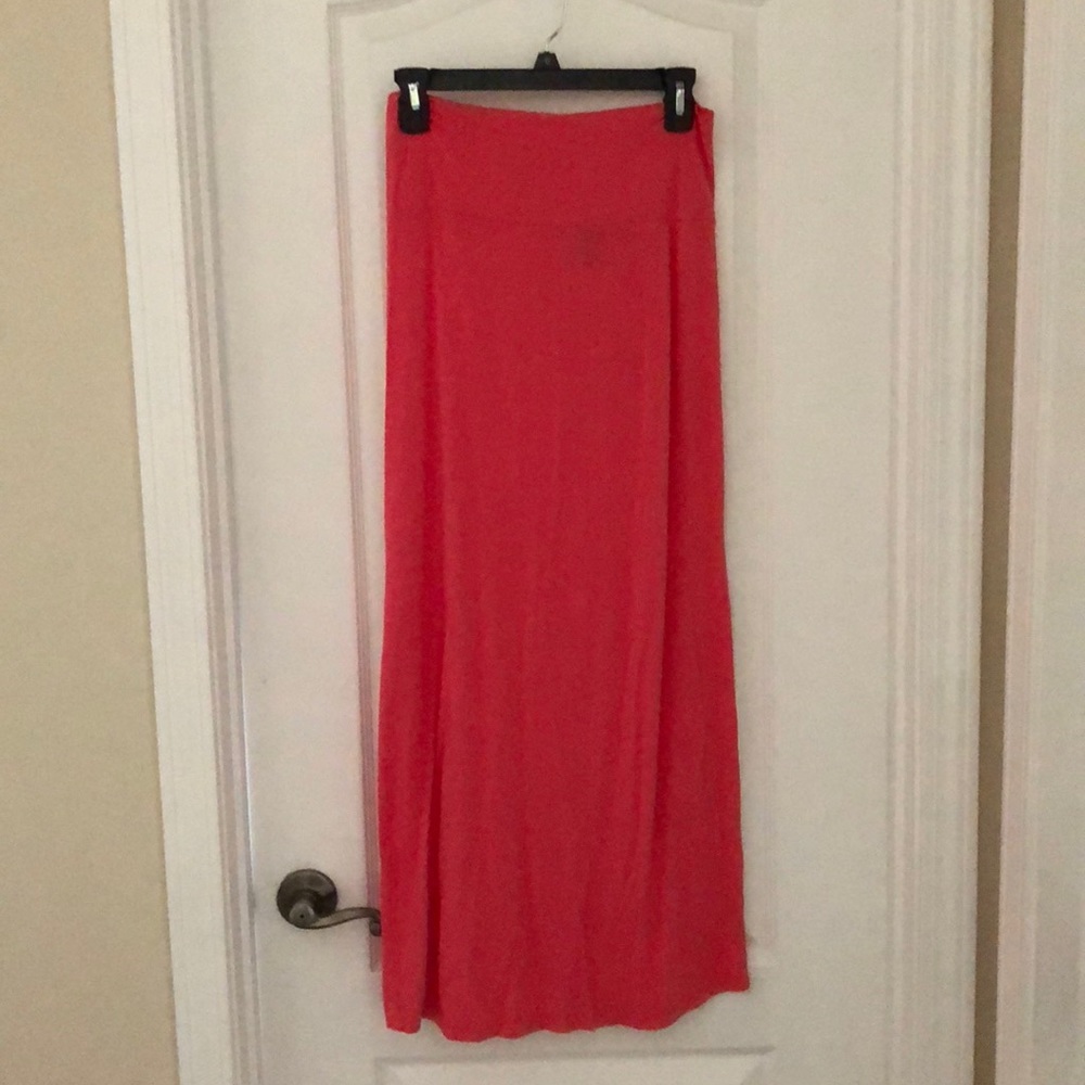 S coral/pink maxi skirt